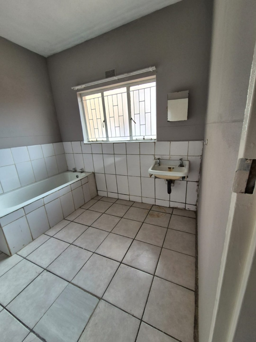 To Let 1 Bedroom Property for Rent in Navalsig Free State